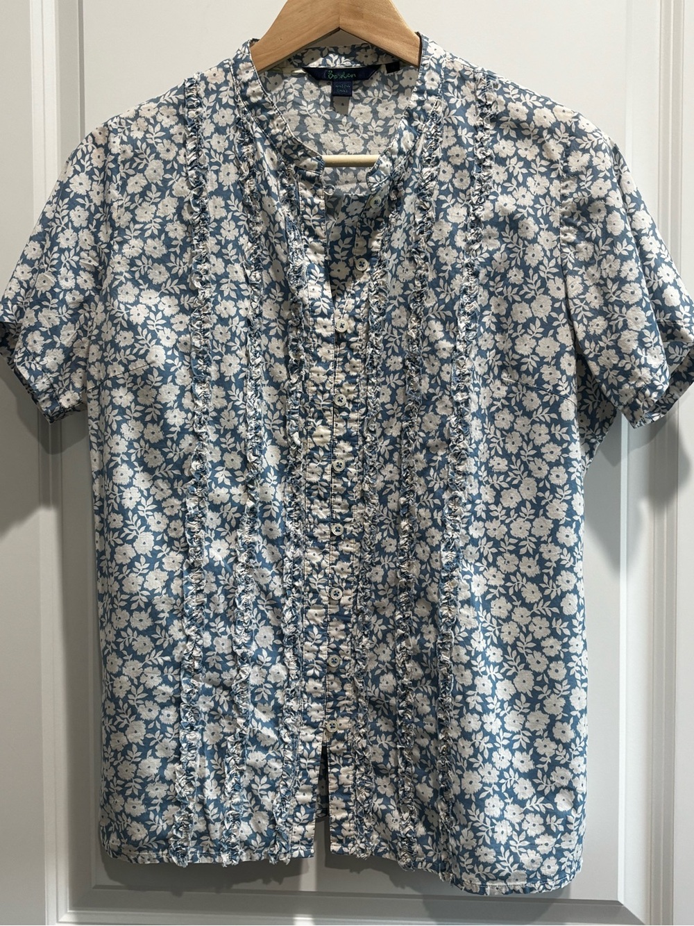 Boden Blue and White Floral Short-Sleeve Button Front Shirt - Picture 1 of 5